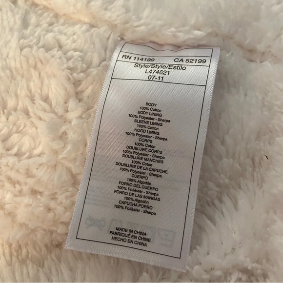 Roxy women’s faux fur lined Nordic patterned hoodie in size medium - Picture 11 of 11